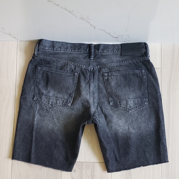 AllSaints Shorts Mens 34 Black Switch Denim Cutoff Button Front Jean Casual - Picture 1 of 6